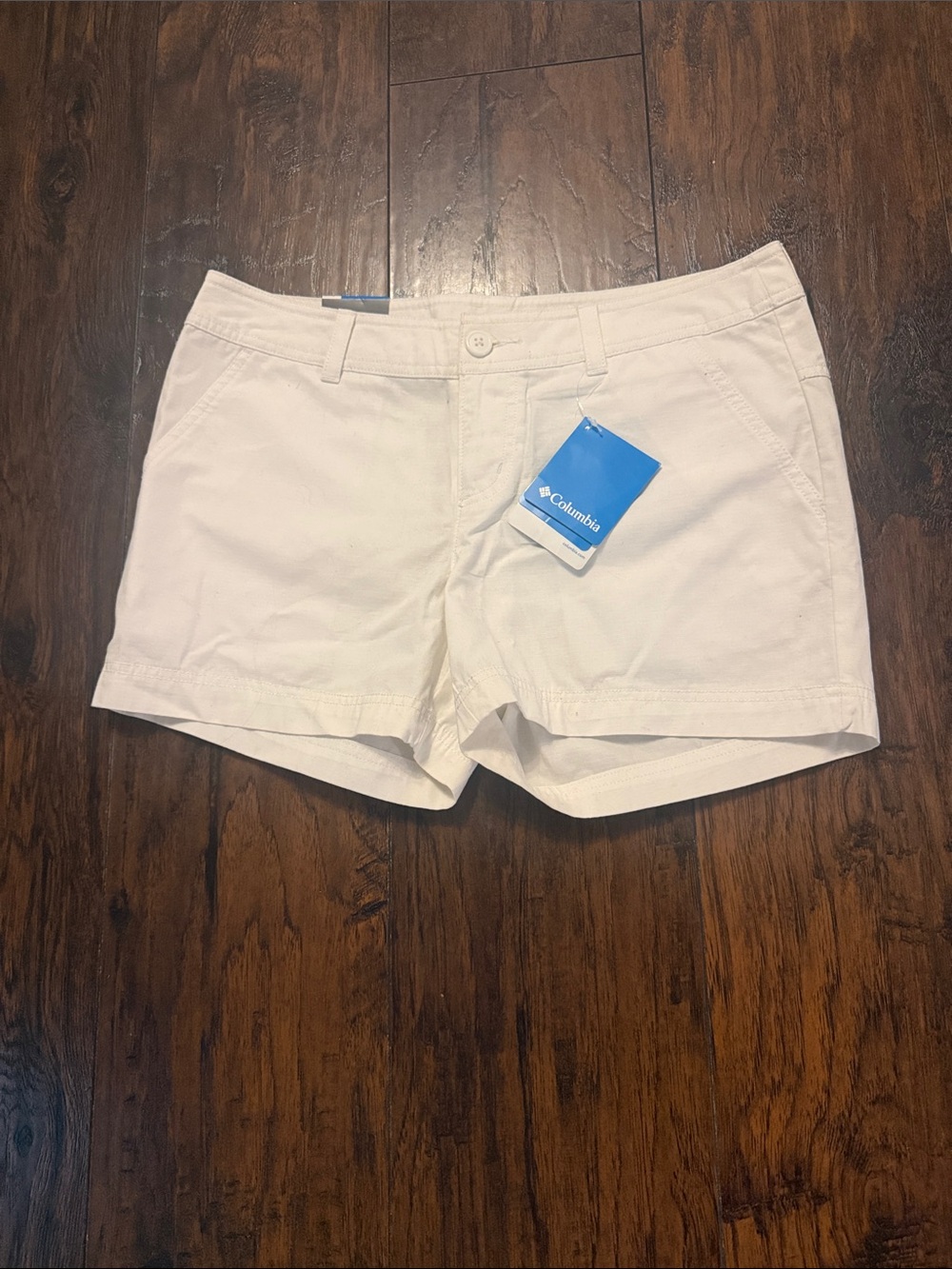 Columbia Women's White Casual Chino Shorts